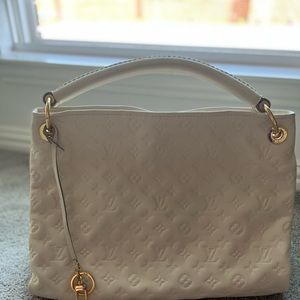 Louis Vuitton Artsy Mm White Monogram Empreinte Leather Shoulder Bag